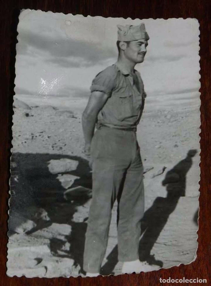 Military Antiques: MILITAR EN EL SAHARA ESPA&Ntilde;OL 1963, MIDE 10 X 7 CMS.