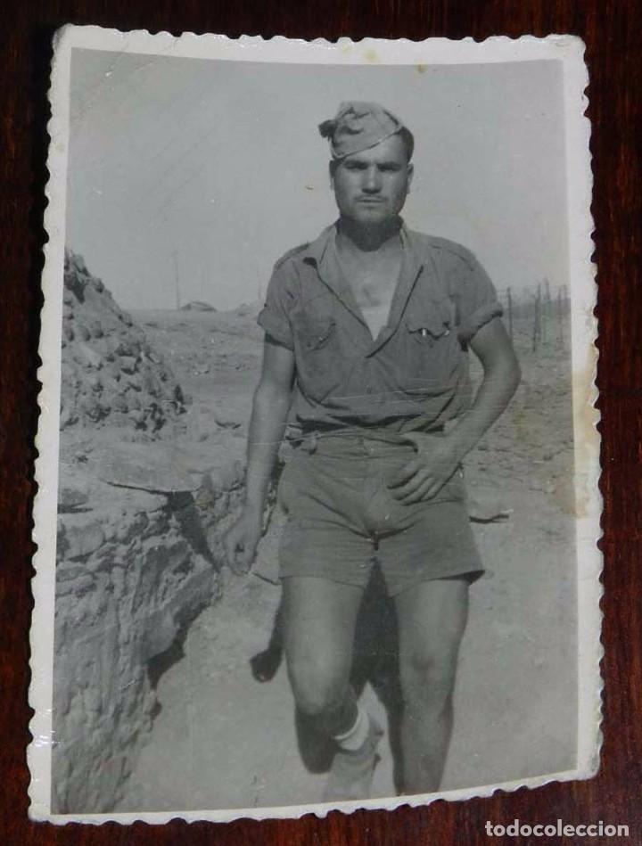 Militaria: MILITAR EN EL SAHARA ESPA&Ntilde;OL 1963, MIDE 10 X 7 CMS.