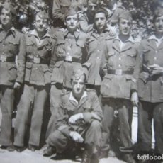 Militaria: FOTOGRAFÍA SARGENTOS AVIACIÓN. 1943. Lote 106594555