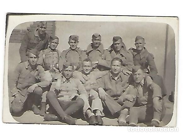 Militaria: SOLDADOS ESPA&Ntilde;OLES EN FECHA 8 DE ABRIL DE 1941