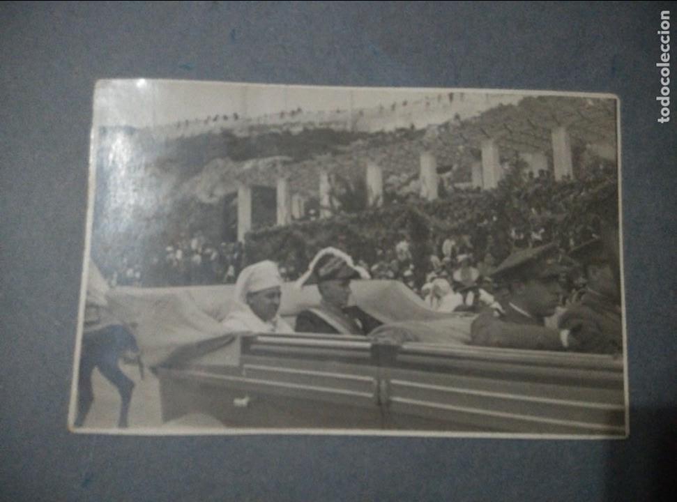 Militaria: FOTO POSTAL DE VISITA DE ALTO CARGO MILITAR EN AFRICA