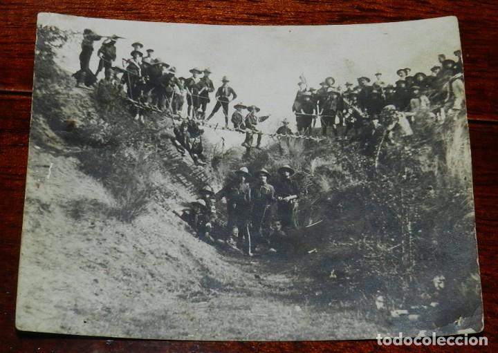 Military Antiques: ANTIGUA FOTOGRAFIA DE BOY SCOUTS, EXPLORADORES, ESCULTISMO, MIDE 11 X 8,5 CMS.