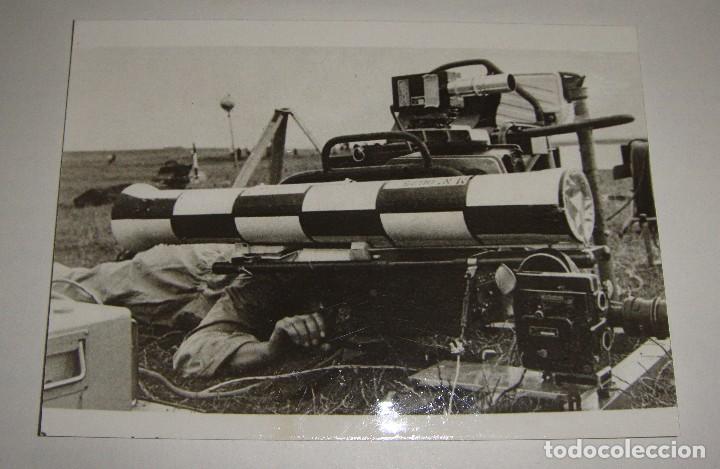 Militaria: Fotograf&iacute;a de tema militar. Progreso de los programas HOT y MILAN