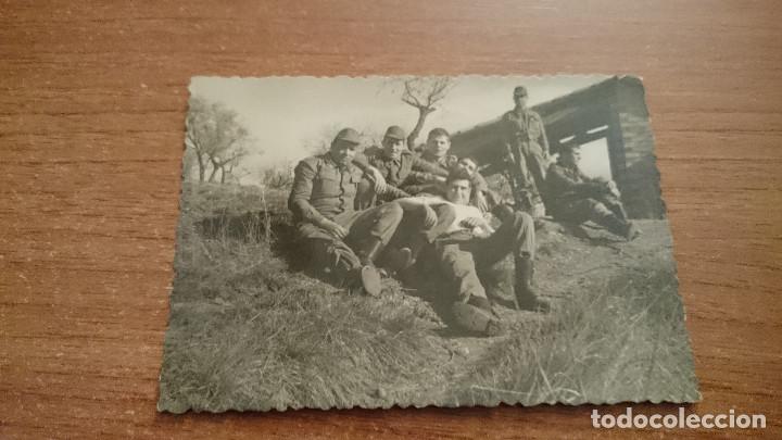 Militaria: FOTO GRUPO MILITARES
