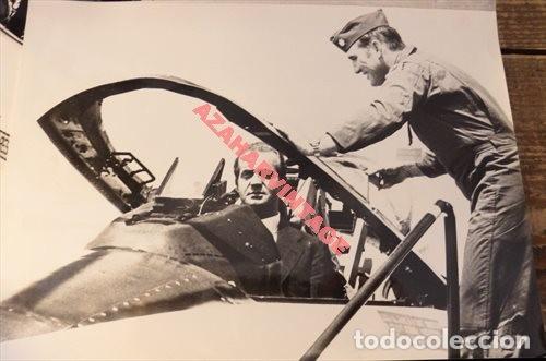 Militaria: AVIACION, ESPECTACULAR FOTOGRAFIA DEL REY DON JUAN CARLOS EN UN MIRAGE, 240X180MM