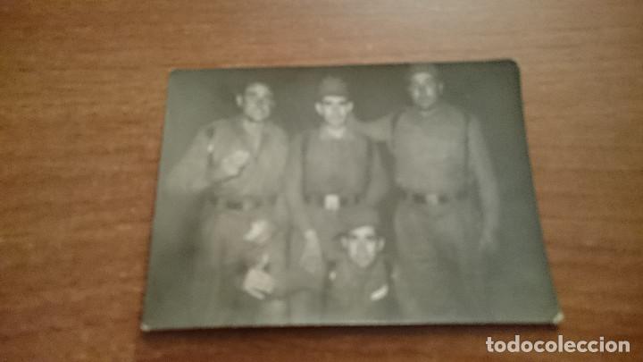 Militaria: FOTO GRUPO DE SOLDADOS
