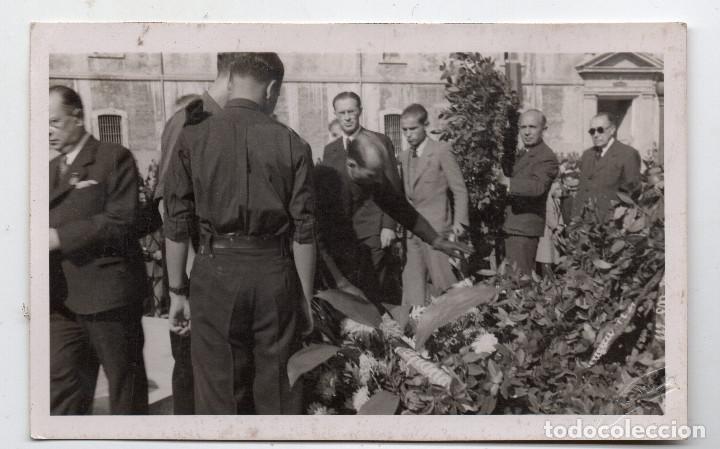 Militaria: Dia de los Caidos 1940,foto Niepce