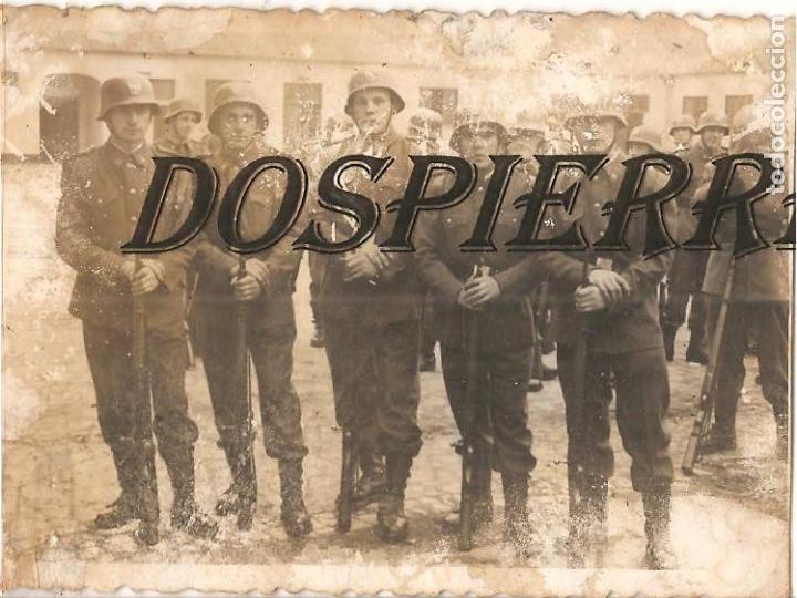 Militaria: FOTO, SOLDADOS CON ARMAMENTO, 1966, SIN IDENTIFICAR, VER FOTO