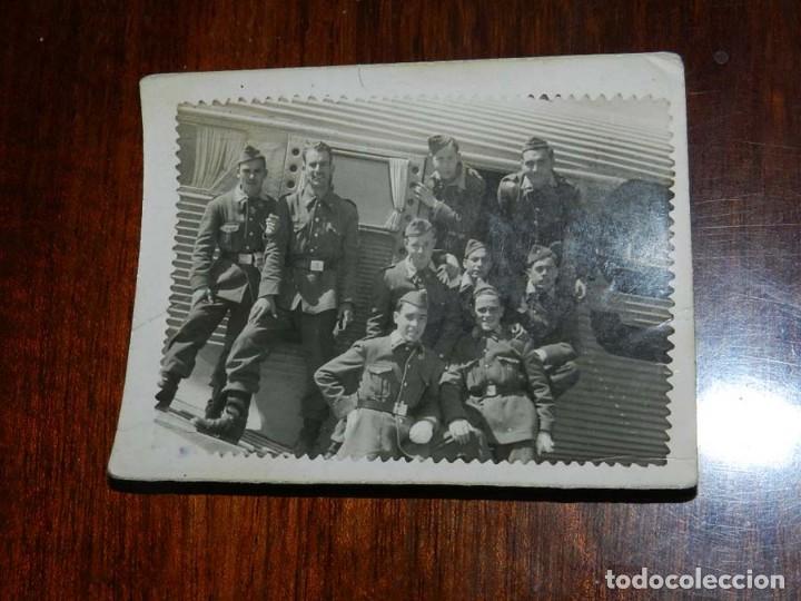 Military Antiques: FOTOGRAFIA DE SOLDADOS DE AVIACION, PARECE DE LOS A&Ntilde;OS 40, MIDE 9 X 6,5 CMS.