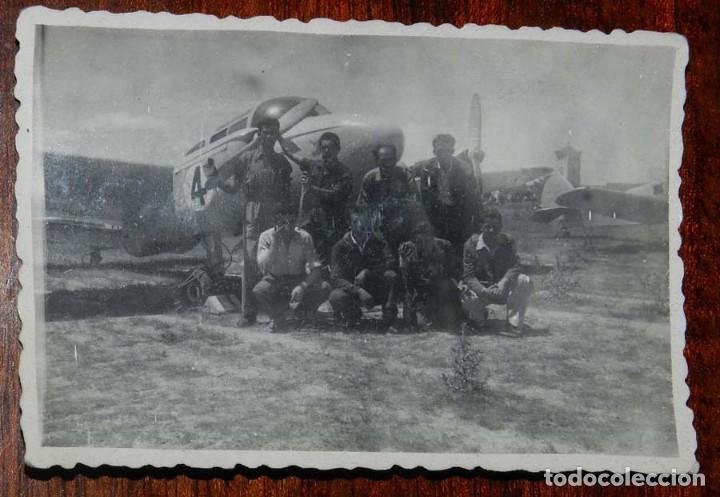 Military Antiques: FOTOGRAFIA DE SOLDADOS DE AVIACION, PARECE DE LOS A&Ntilde;OS 40, MIDE 9 X 6,5 CMS.