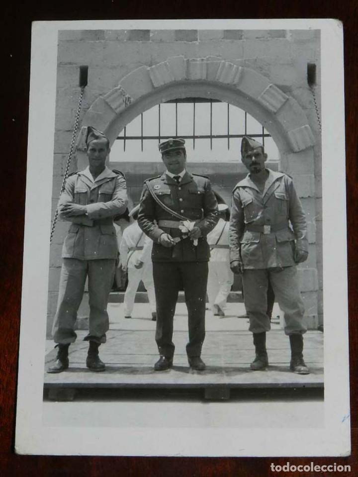Military Antiques: FOTOGRAFIA DE CUARTEL DE LEGIONARIOS, LEGION, POSIBLEMENTE EN EL SAHARA ESPA&Ntilde;OL, A&Ntilde;OS 40, MIDE 11