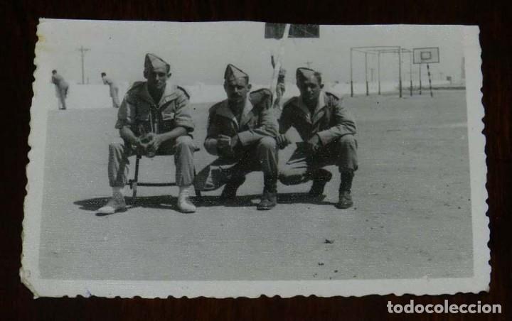 Military Antiques: FOTOGRAFIA DE CUARTEL DE LEGIONARIOS, LEGION, POSIBLEMENTE EN EL SAHARA ESPA&Ntilde;OL, A&Ntilde;OS 40, FOTO MAR