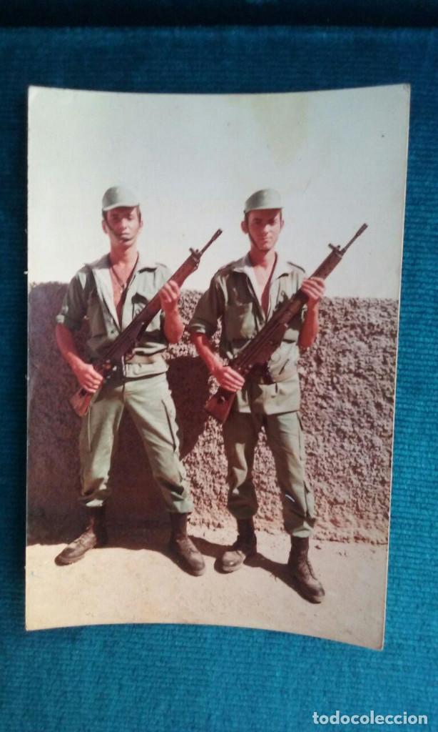 Militaria: Antigua fotografia . Legionarios. 14,8 x 10 cm.