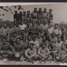 Militaria: TOMARES-SEVILLA- FOTOGRAFIAS DE MILITARES QUE OCUPABAN EL PUEBLO,AÑO 1938.MIDE: 14 X 9 C.M. VER FOT
