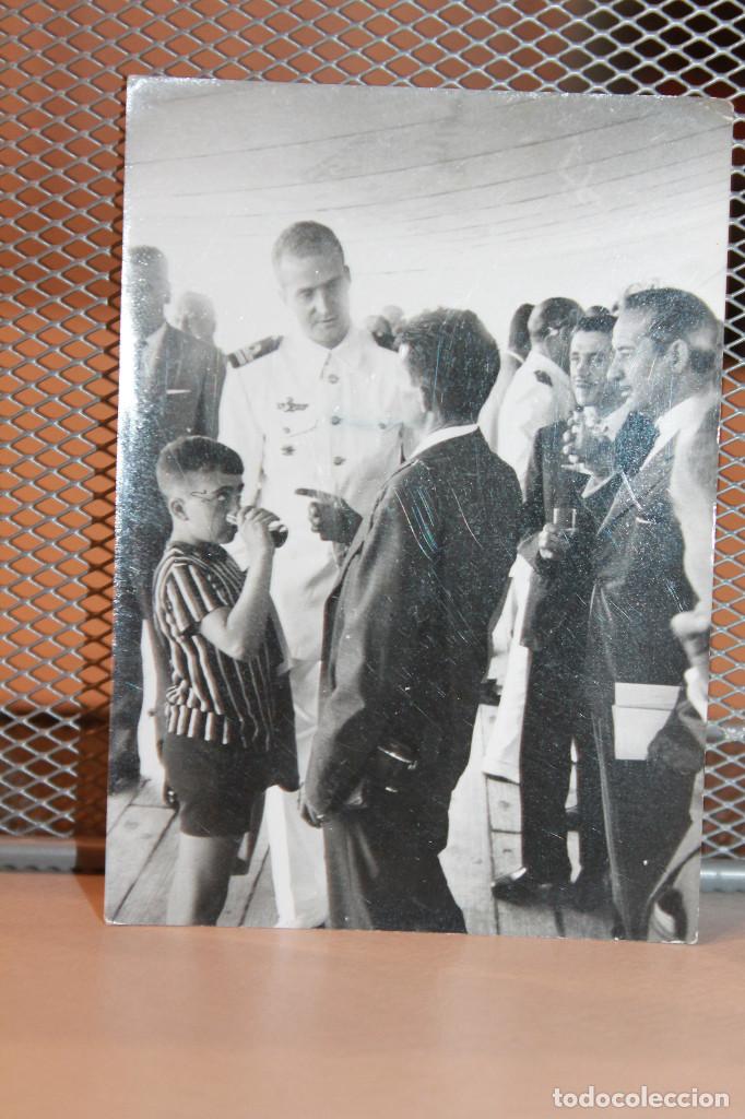 Military Antiques: FOTOGRAF&Iacute;A PR&Iacute;NCIPE JUAN CARLOS, UNIFORME DE MARINA. 10,2x7,5 CM.