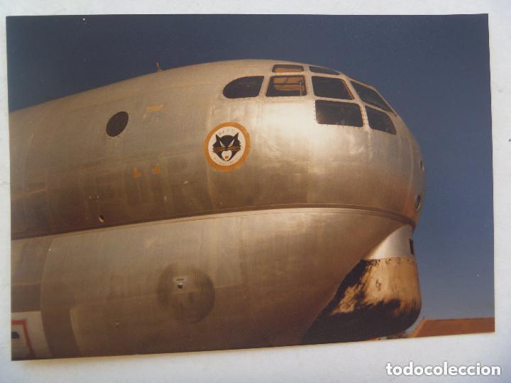 Militaria: FOTO DE LA CABINA DE UN AVION DE LA FUERZA AEREA ESPA&Ntilde;OLA , EMBLEMA ESCUADRILLA : ALA 12.