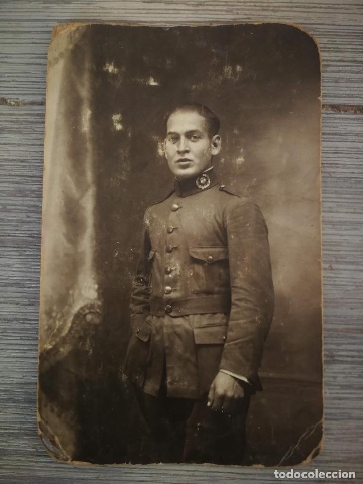 Militaria: ANTIGUA FOTOGRAFIA MILITAR - SOLDADO EPOCA ALFONSO XIII - INTENDENCIA - TAMA&Ntilde;O POSTAL -