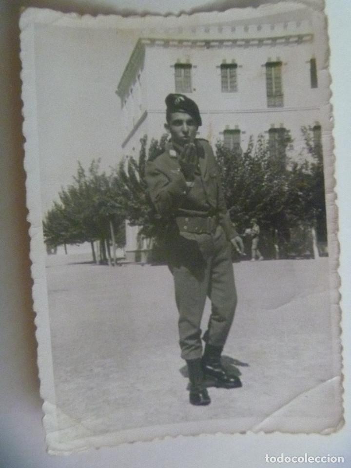 Militaria: MILITAR BRIPAC , MILITAR PARACAIDISTA DE BONITO CON BOINA Y ROKISKI