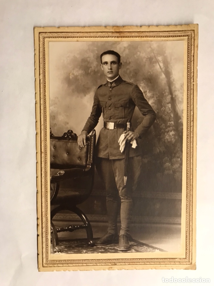 Militaria: SOLDADO ESPA&Ntilde;OL. Fotograf&iacute;a Antigua. Retrato de estudio. Soporte cart&oacute;n (h.1910?)