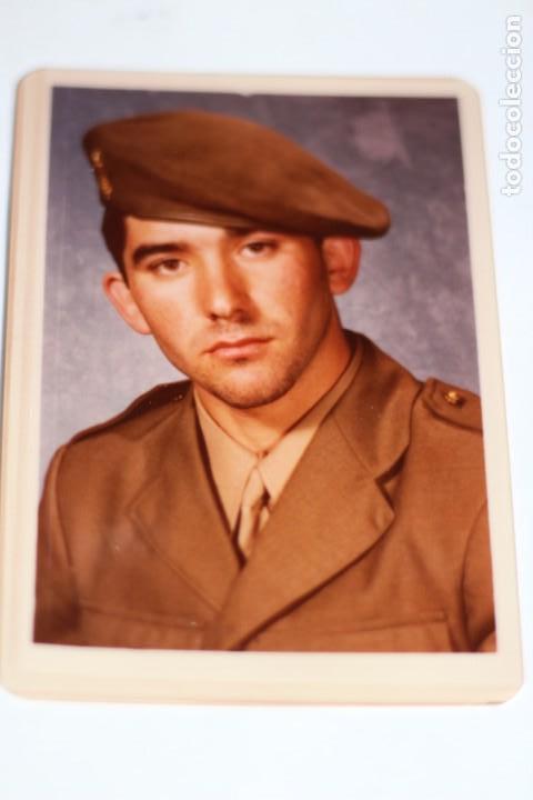 Militaria: FOTOGRAFIA DE CHICO JOVEN MILITAR A&Ntilde;OS 80