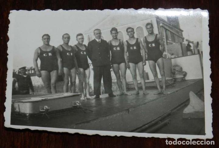 Militaria: FOTOGRAFIA DE MARINO DE LA ARMADA ESPA&Ntilde;OLA, MARINA, A&Ntilde;OS 50, MIDE 9 X 6,5 CMS.