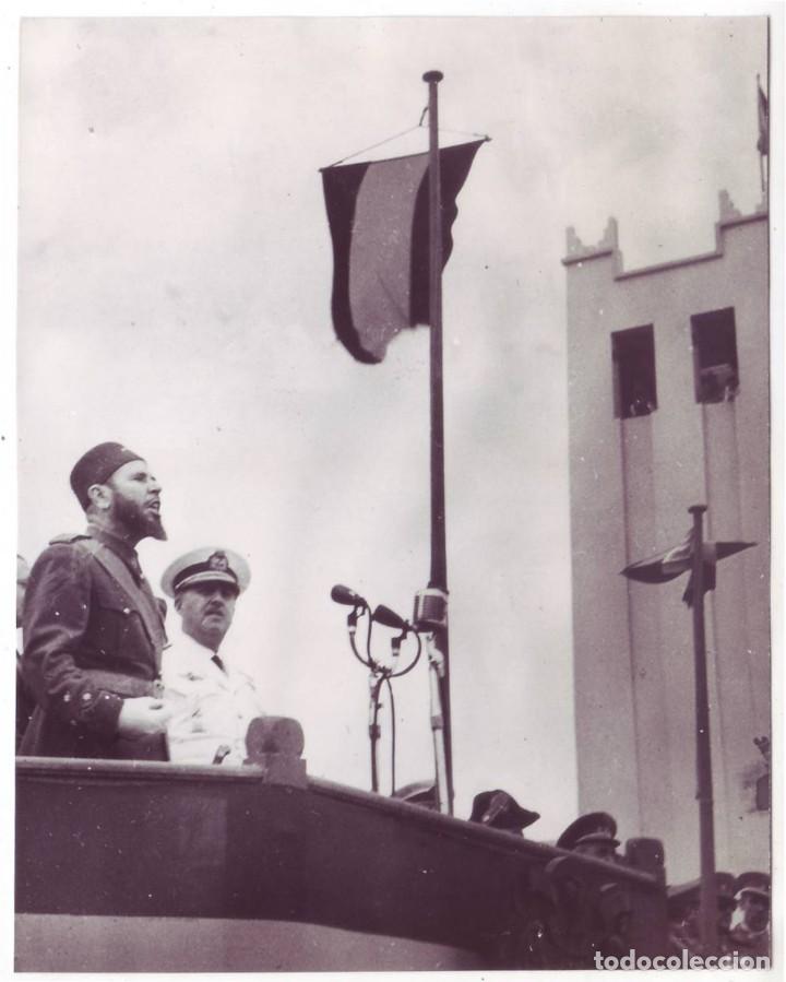 Militaria: Fotograf&iacute;a Sidi Ifni (Protectorado Espa&ntilde;ol en Marruecos): Visita de Franco en 1950