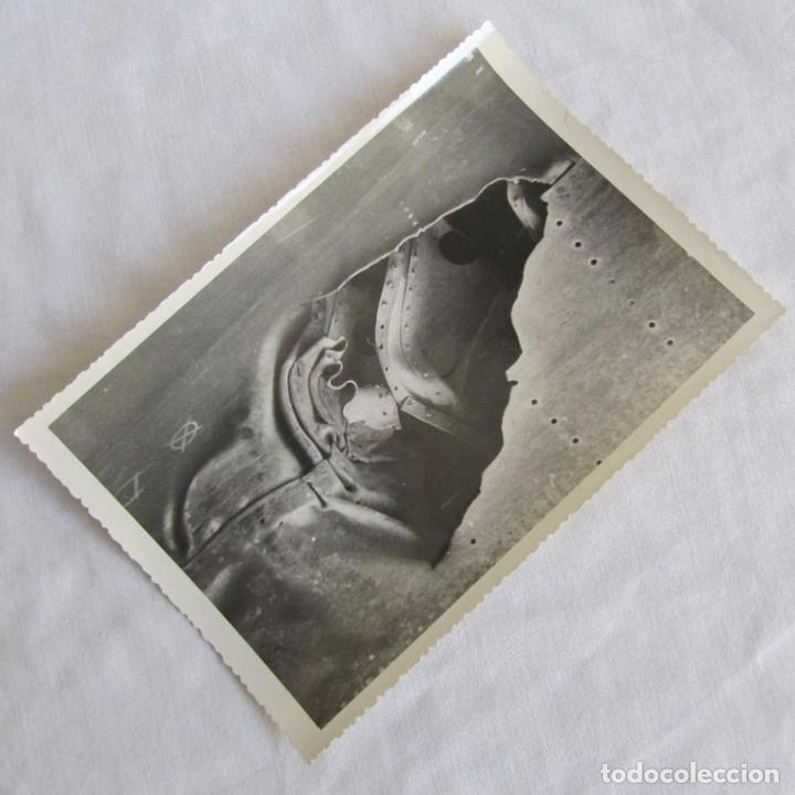 Militaria: Fotograf&iacute;a de deterioro en buque de vapor Volodda. Reparaci&oacute;n 28-2-1950. 17x11 cm