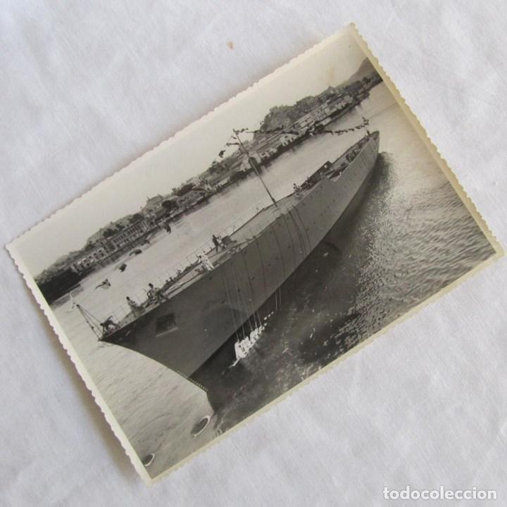 Militaria: Fotograf&iacute;a de la botadura en la Factor&iacute;a de Cartagena de la corbeta Descubierta 18x12 cm