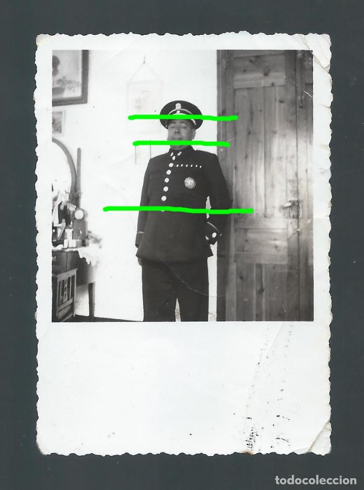 Militaria: PEQUE&Ntilde;A FOTOGRAF&Iacute;A. MILITAR CONDECORADO. FOT&Oacute;GRAFO DESCONOCIDO.
