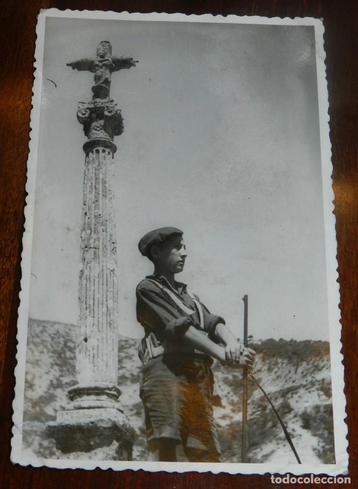 Militaria: FOTOGRAFIA DEL CAMPAMENTO DEL FRENTE DE JUVENTUDES SANCHO EL FUERTE DE PAMPLONA, 1943, FOTOGRAFIA DE