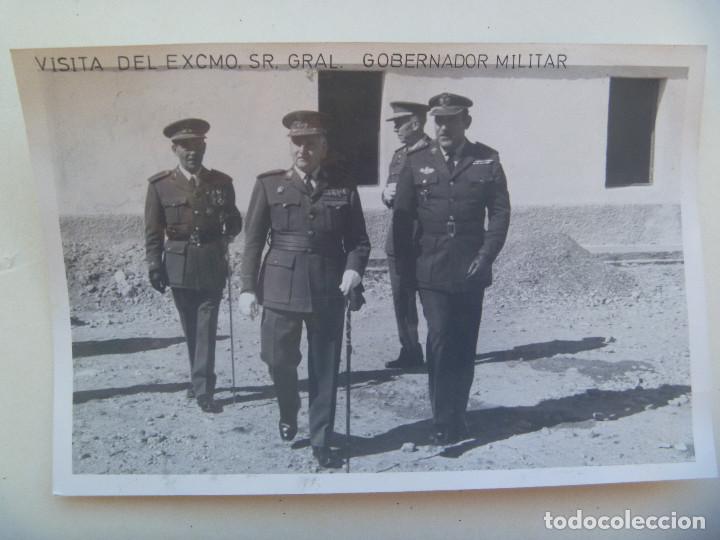 Military Antiques: FOTO VISITA DEL EXCMO . SR. GENERAL GOBERNADOR MILITAR A UN CUARTEL DE AVIACION