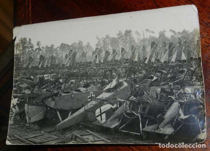 Military Antiques: Fotografia original de cementerio de aviones alemanes de la Lutwaffe. MIDE 17 X 11 CMS.