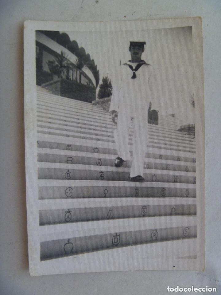 Military Antiques: FOTO DE MARINERO DEL PORTAAVIONES DEDALO. LEPANTO : DEDALO