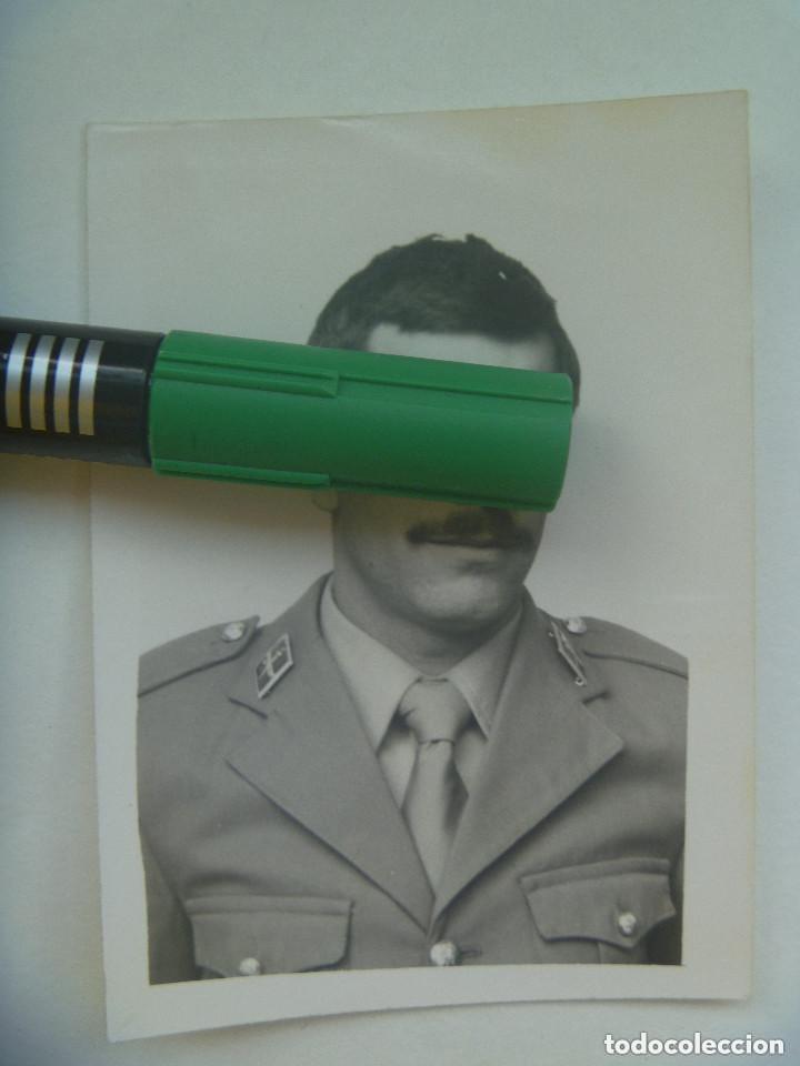 Military Antiques: GUARDIA CIVIL : FOTO DE UN GUARDIA, A&Ntilde;OS 70