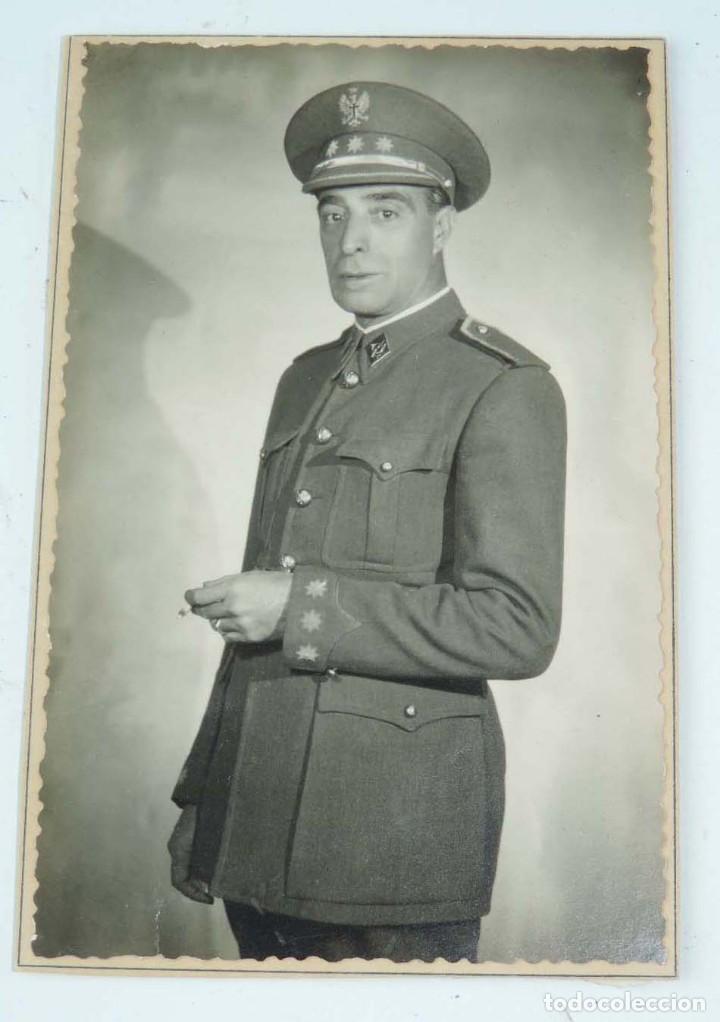 Militaria: FOTOGRAFIA DE CORONEL DE INFANTERIA, A&Ntilde;OS 40, MIDE 13 X 8,5 CMS.