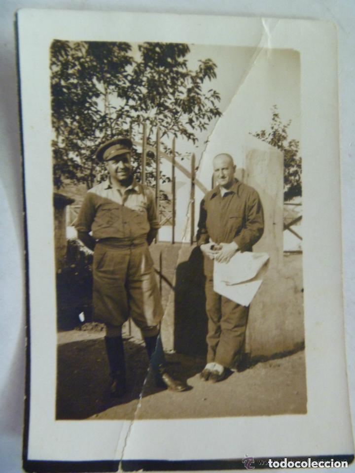 Militaria: PROTECTORADO - REPUBLICA : FOTO DE BRIGADA DE REGULARES (?) CON TIO RAPADO . TARGUIST , 1933.