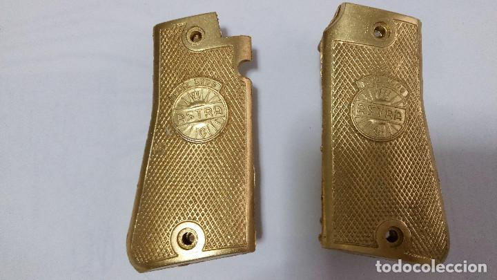 Militaria: Vendo cachas Astra 3000 (reproducci&oacute;n)