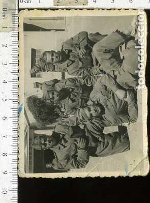 Militaria: FOTOGRAFIA  MILITAR SOLDADOS DE ARTILLERIA  CON ALPARGATA , GORRILLO