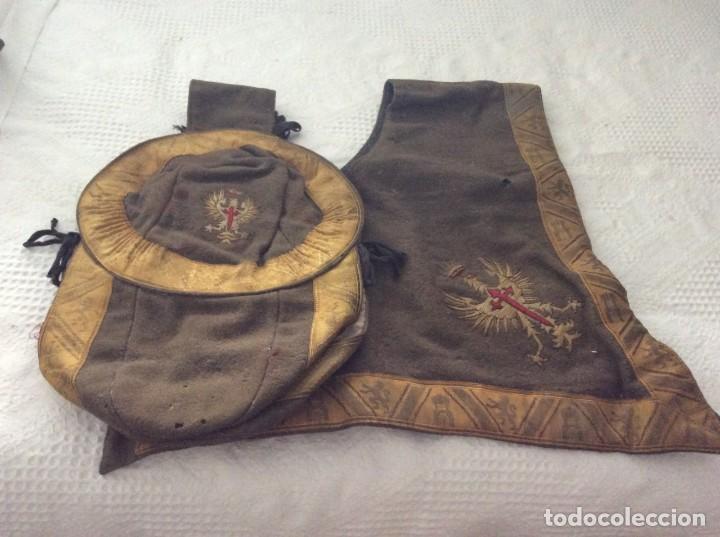 Militaria: MANTILLA DE GALA PARA CABALLO