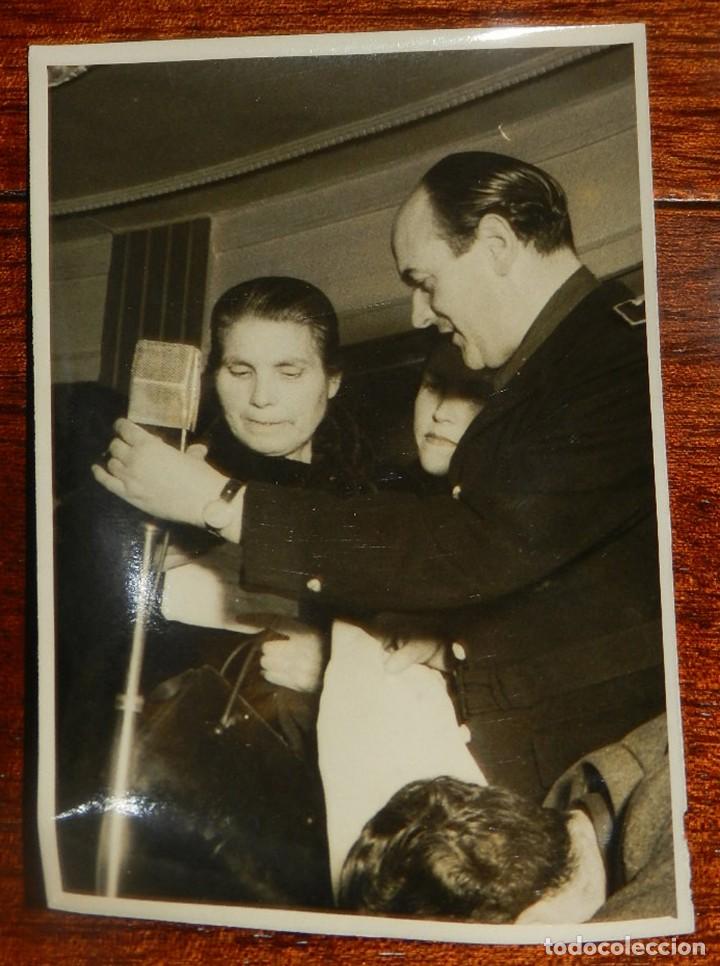 Military Antiques: FOTOGRAFIA DEL PERIODISTA DON IGNACIO MATEO MARTIN, JERARCA DE FALANGE, PRIMER LOCUTOR DE RADIO NACI