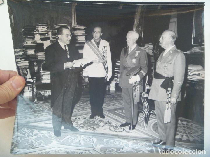 Military Antiques: FOTO CAUDILLO CON LAUREADA, GRAL. ALONSO VEGA CON MEDALLA MILITAR INDIVIDUAL, UTRERA MOLINA Y MORENO