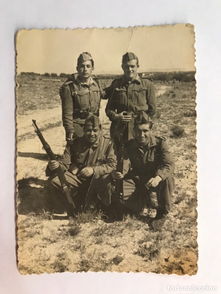 Military Antiques: MILITAR. FOTOGRAF&Iacute;A ORIGINAL. Soldados del Ej&eacute;rcito Espa&ntilde;ol de Maniobras...(h.1950?)