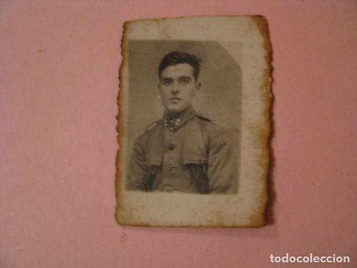 Military Antiques: FOTO DE UN MILITAR. A&Ntilde;OS 20 O 30. 5X3,5 CM.