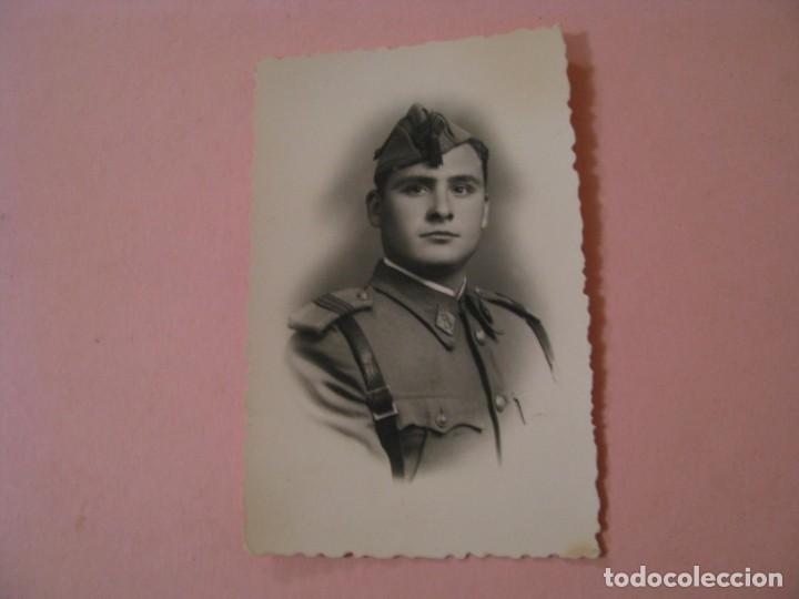 Military Antiques: FOTO DE UN MILITAR. A&Ntilde;OS 30. 8,5X5,5 CM.