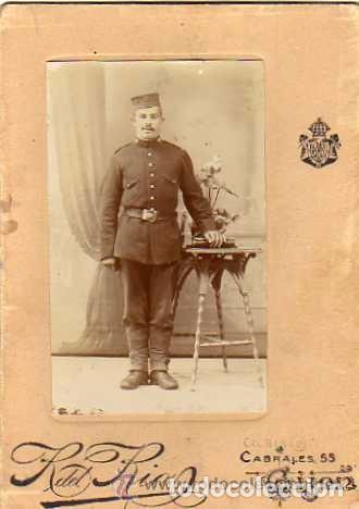 Militaria: Retrato militar. R del Rio. Calle Cabrales. Gijon Asturias. 12,50 x 9 cm