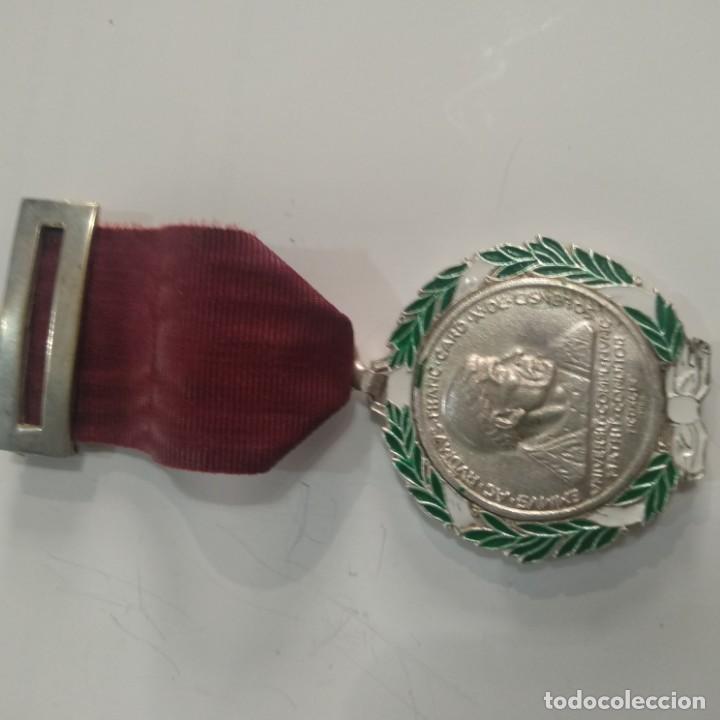 Militaria: Medalla Cisneros - Foto 2