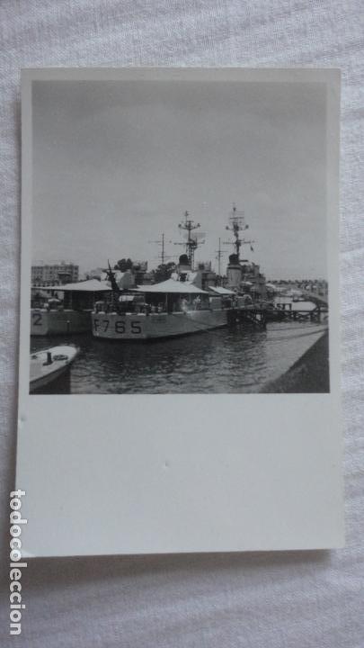 Militaria: ANTIGUA FOTOGRAFIA.BARCOS MILITARES.FRAGATAS? RIO GUADALQUIVIR.SEVILLA 1958