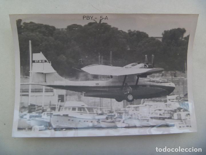 Militaria: FOTO DE UN AVION PBY - 5 A  EN VUELO