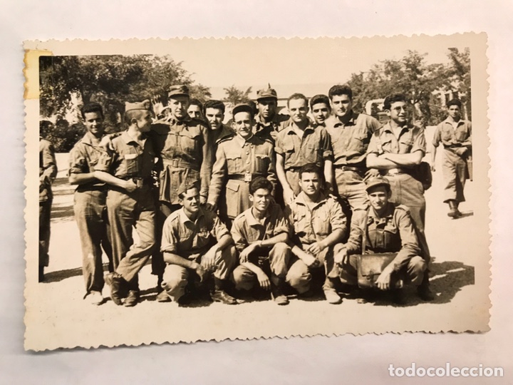 Militaria: MILITAR. Fotograf&iacute;a Soldados de la Base de Manises. Voluntarios Regimiento de Artiller&iacute;a