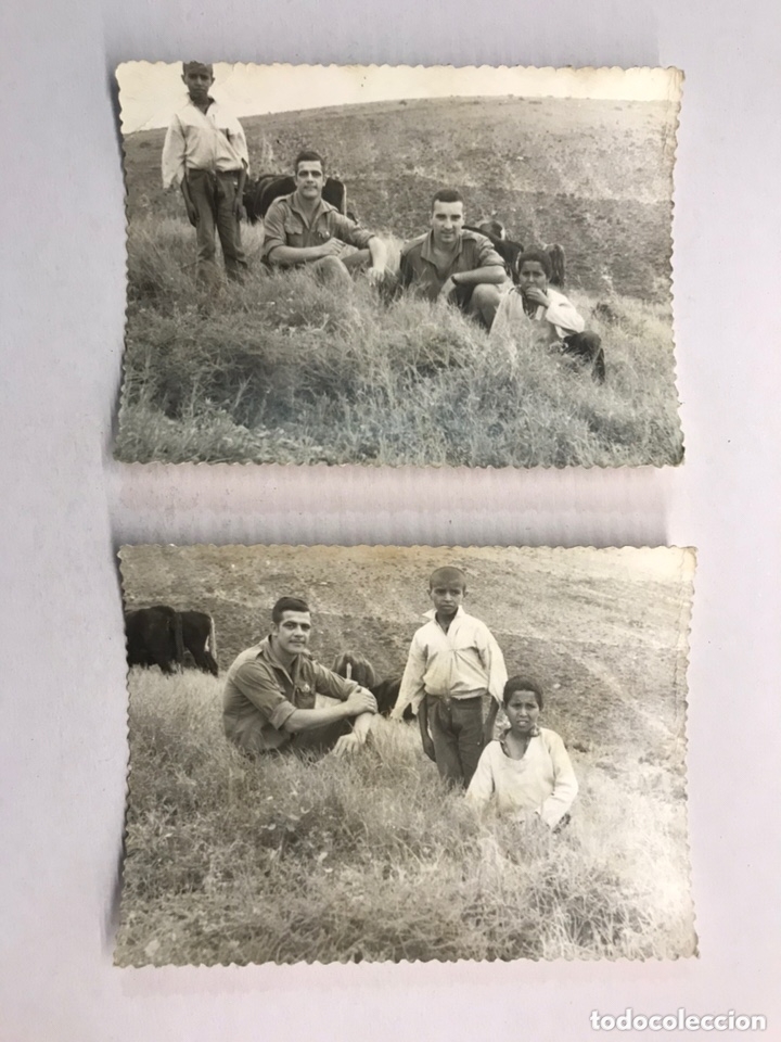 Militaria: MILITAR. Fotograf&iacute;a. (2) EL AAIUN. Soldados disfrutando de la compa&ntilde;&iacute;a de ni&ntilde;os saharauis (a.1969?)
